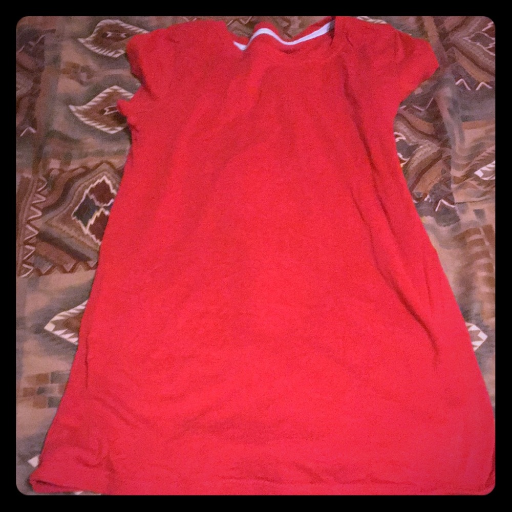 Red t-shirt